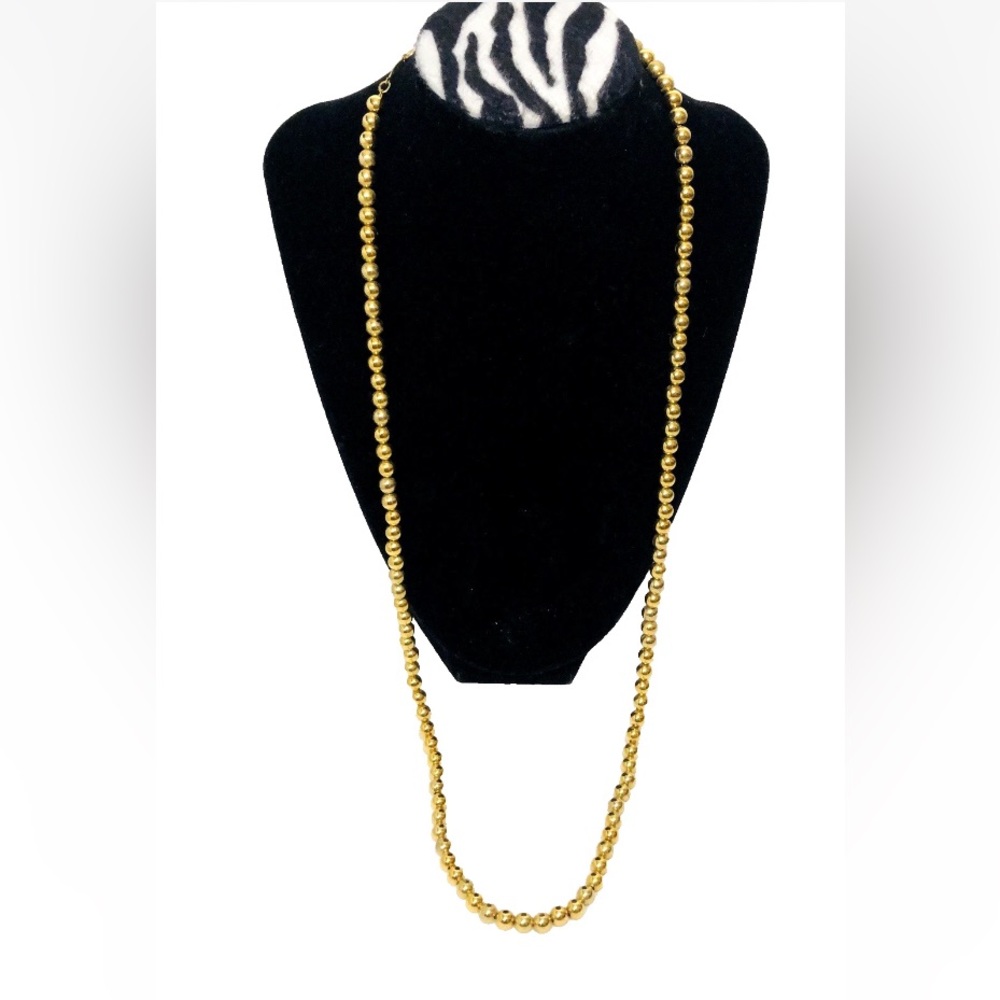 Vintage Napier Beaded Necklace Gold Tone 30 Inches with a Spring Ring Closure